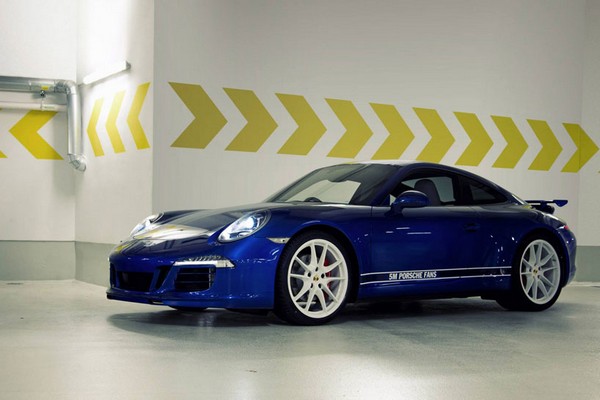 Фанатская версия Porsche 911 Carrera 4S