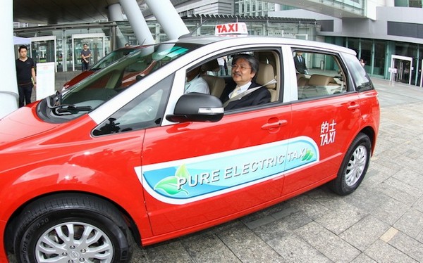 eTaxi – «зеленая» система такси в Гонконге