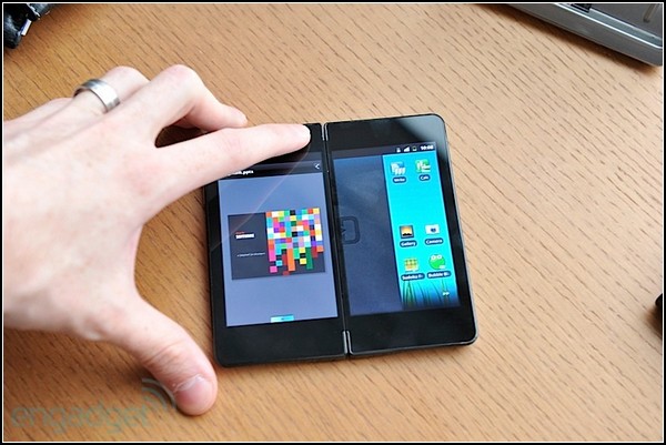 2-in-1 smartpad: два экрана в одном телефоне
