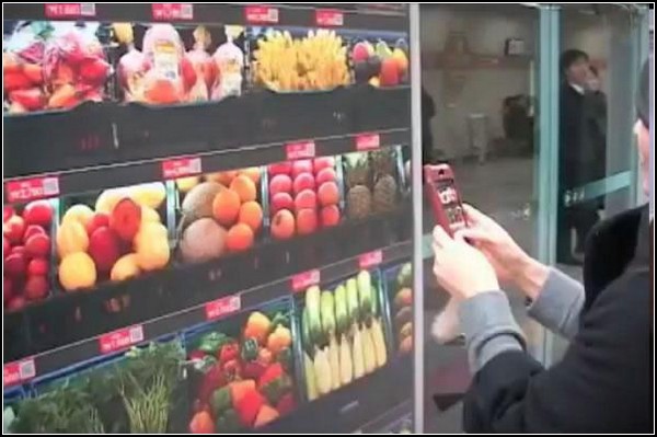 Виртуальный супермаркет Home Plus в метро Сеула