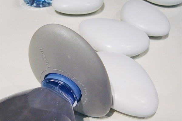 Галька-открывалка Water=Life для пластиковых бутылок