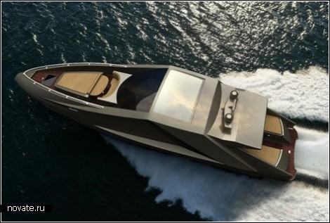 Яхта Lamborghini для тех, кто и в море любит шик