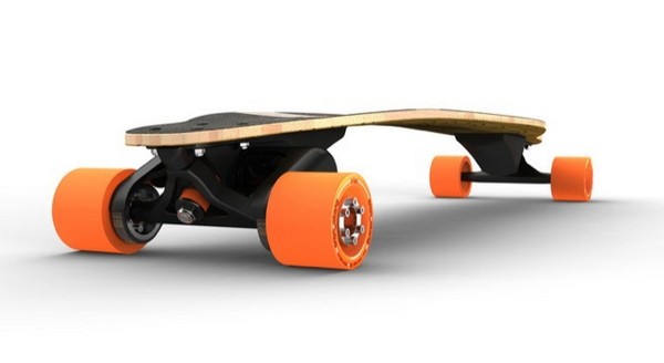 Скейтборд с электрическим двигателем от Boosted Boards