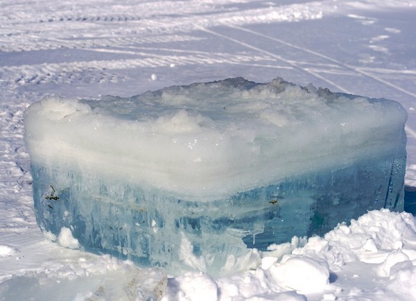 Глыба льда для охлаждения Улан-Батора