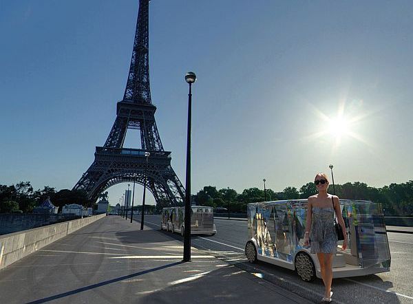 Jeweline – стильный туристический автобус для Парижа