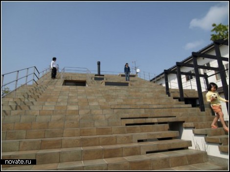 Дом-лестница в Японии
