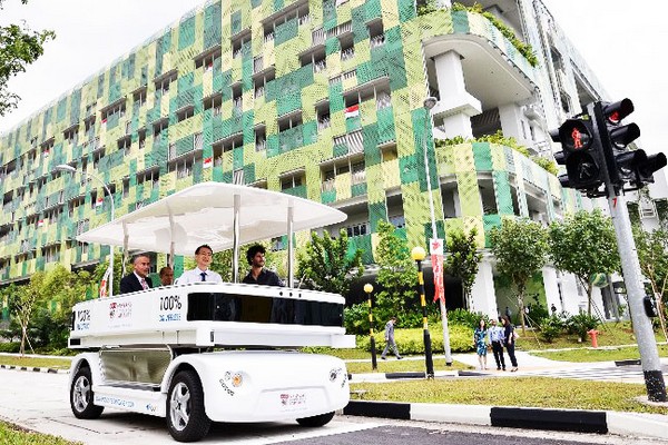 Induct – первое такси без водителя в Сингапуре