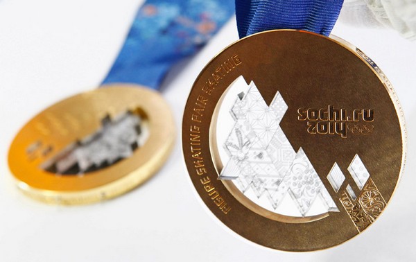 Олимпийские медали для Сочи с Челябинским метеоритом