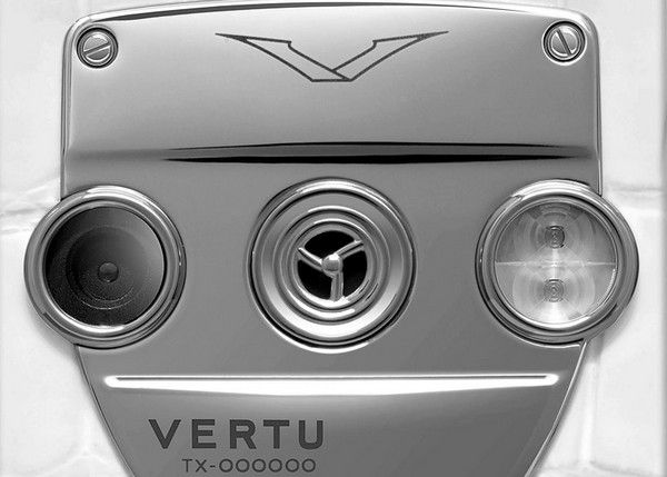 Vertu Constellation T – первый сенсорный телефон от Vertu