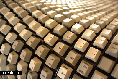 Стул из клавиатуры Wolfgang Keyboard Bench