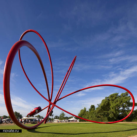 Арт-проект Alpha Romeo Centenary Sculpture от Gerry Judah. «Траектория» столетнего цикла бренда Alfa Romeo