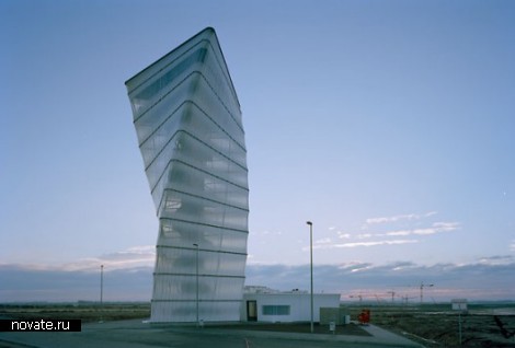 Здание аэропорта в Берлине BBI-Info Tower от Kusus + Kusus Architekten