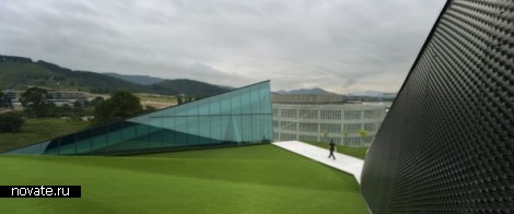 Центр новых технологий BTEK от ACXT Architects в Испании