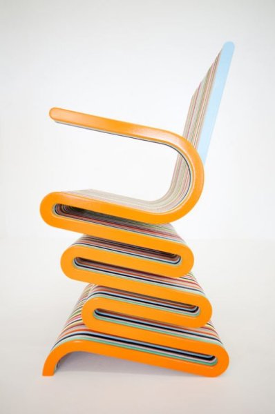 Colorful Striped Chair – антидепрессивная мебель от Энтони Хартли (Anthony Hartley)