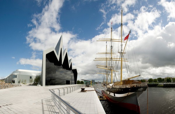 Проект музея Glasgow Riverside Museum of Transport от Захи Хадид (Zaha Hadid)