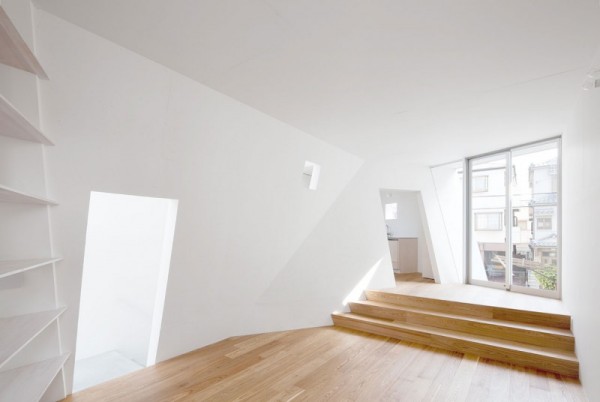 House Folded – японский дом с нетрадиционной геометрией пространства