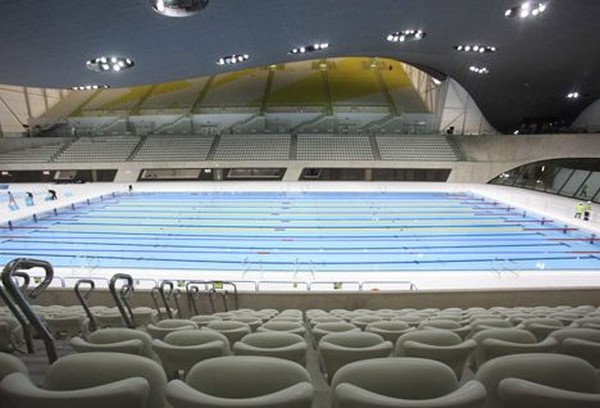Центр водных видов спорта от Захи Хадид (Zaha Hadid)