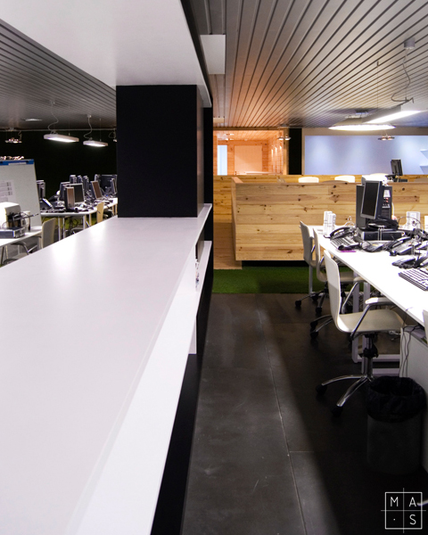 Офис испанской компании MNProgram от MAS Arquitectura