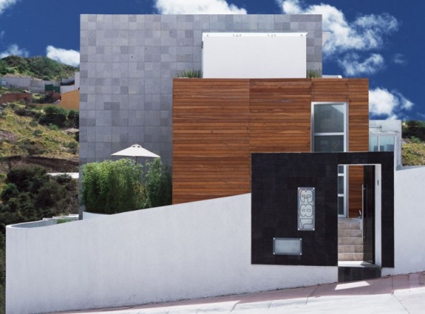 M-House - уникальный дом-композиция с зелеными террасами в Мехико (Мексика)