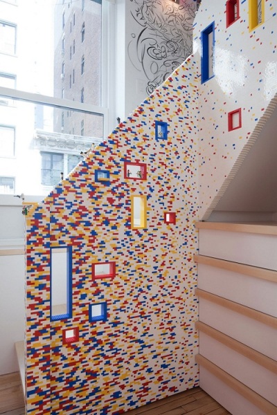 LEGO-лестница в современном манхэттенском лофте