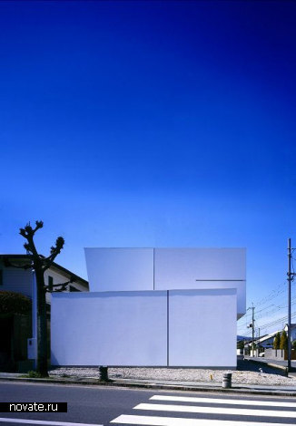 Жилой дом Parallel House в Японии