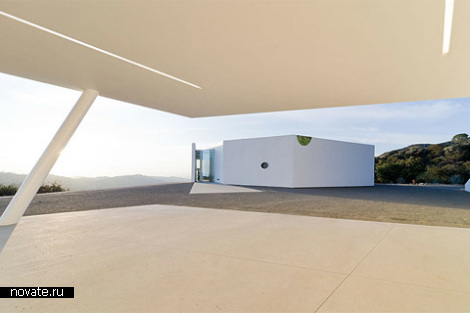 Жилой дом Pitman Dowell Residence от Michael Maltzan Architecture возле Лос-Анджелеса 