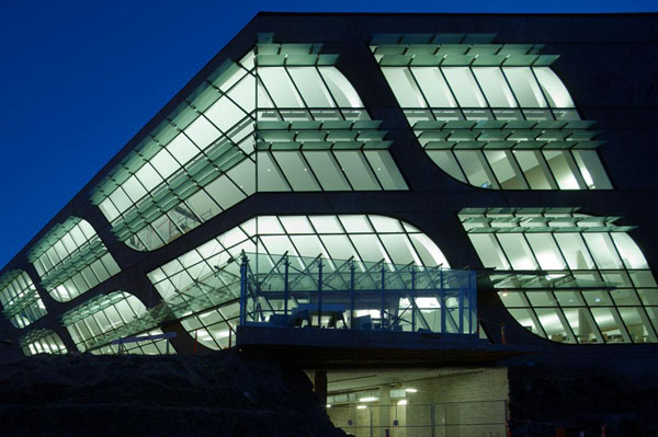 Surrey City Centre Library – ультра-современная библиотека от Bing Thom Architects
