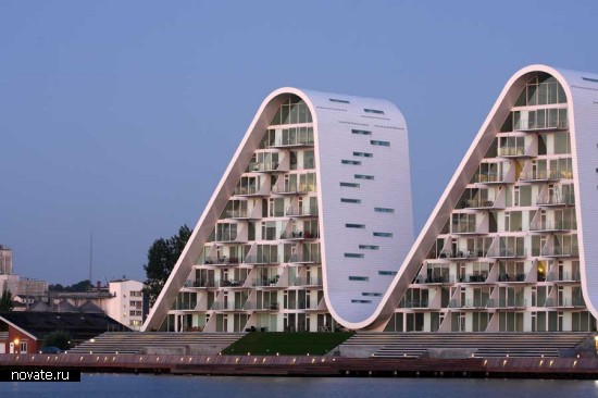 Жилой дом Wave Vejle. Архитектурная мимикрия от Henning Larsen Architects