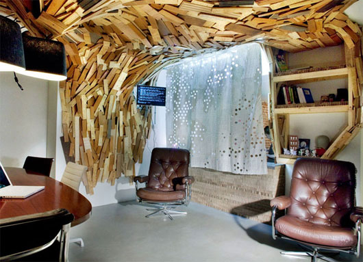 Креативный интерьер офиса Wooden cave от Coudamy Design в Париже