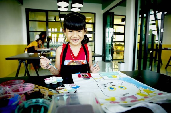 Fai-Fah – креативный центр для обездоленных детей в Бангкоке (Таиланд)