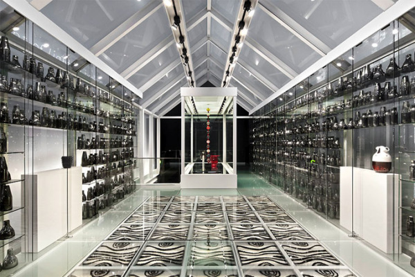 Шанхайский культурный центр Shanghai Museum of Glass