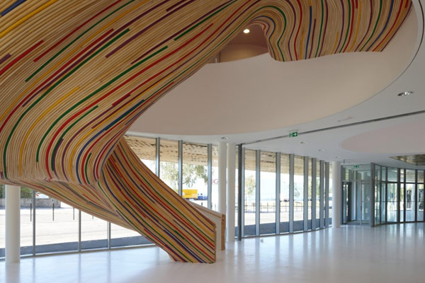 Лестница-скульптура в School of Arts (Франция)