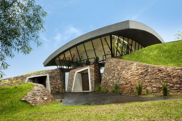 Two Homes – биоклиматический дом в Парагвае