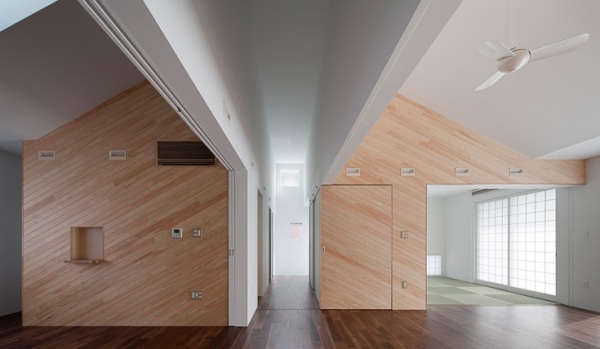 Жилой дом Three corridors house от Taku Sakaushi / OFDA в Японии