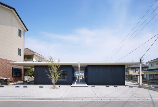 Жилой дом House in Tokushima в Токусиме (Япония) от Suppose design office