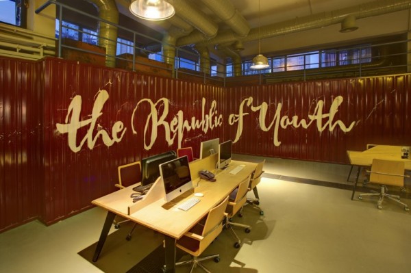 Youth Republic Office – креативное лофт-пространство для молодой турецкой компании
