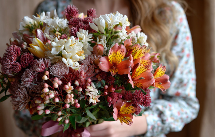 Цветы на 1 сентября: как выбрать букет с учетом традиций и возраста ученика