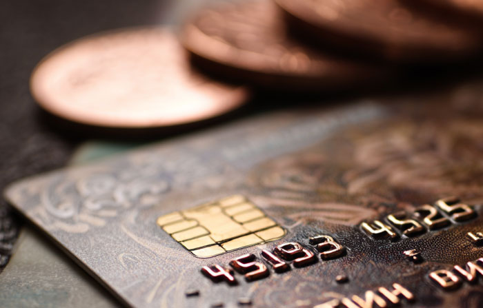 Реально ли получить займ на карту ночью или в выходные