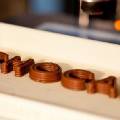 Трехмерный «шоколадный» принтер печатает конфеты любой формы