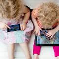 Французские эксперты рекомендуют запретить пользование соцсетями детям до 15 лет