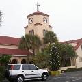 На пляже во Флориде воздвигли церковь в виде цыпленка 