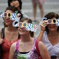 Google запустит в продажу очки-дисплеи