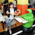 Два ресторана в Гуанчжоу закрылись из-за профнепригодности роботов-официантов 