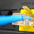 Интернет в квартиру: Способы проведения с кабелем и без