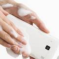Samsung рекомендует мыть смартфоны с мылом против коронавируса