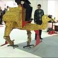 Энтузиасты из России создали гигантского робота-страуса