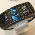 Samsung Gear Fit – шагомер и часы в одном флаконе