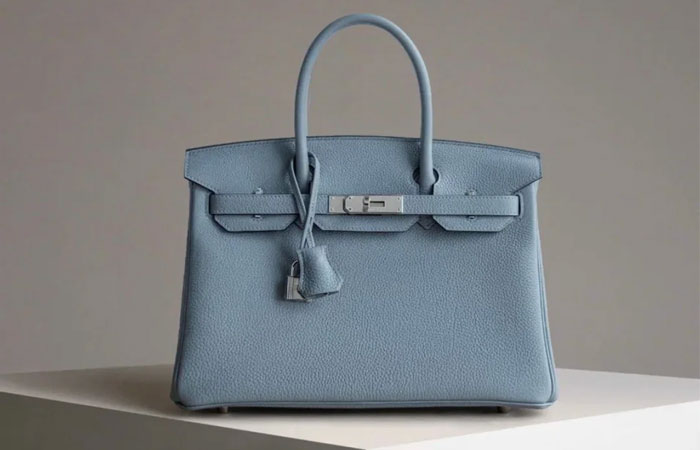 Почему в России любят люксовую брендовую одежду и аксессуары Почему в России любят люксовую брендовую одежду и аксессуары