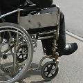 Инвалидная коляска, которая  управляется с помощью гримас