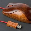 Японцы продают деревянные компьютерные мышки и флешки